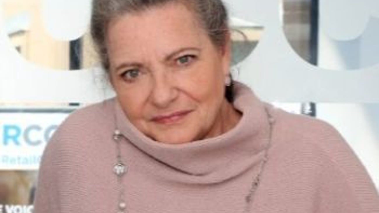 Diane Brisebois Teaser