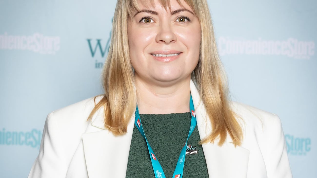 Anna Yushkova               Merchandise Analytics Manager, Central Canada Circle K | Alimentation Couche-Tard                