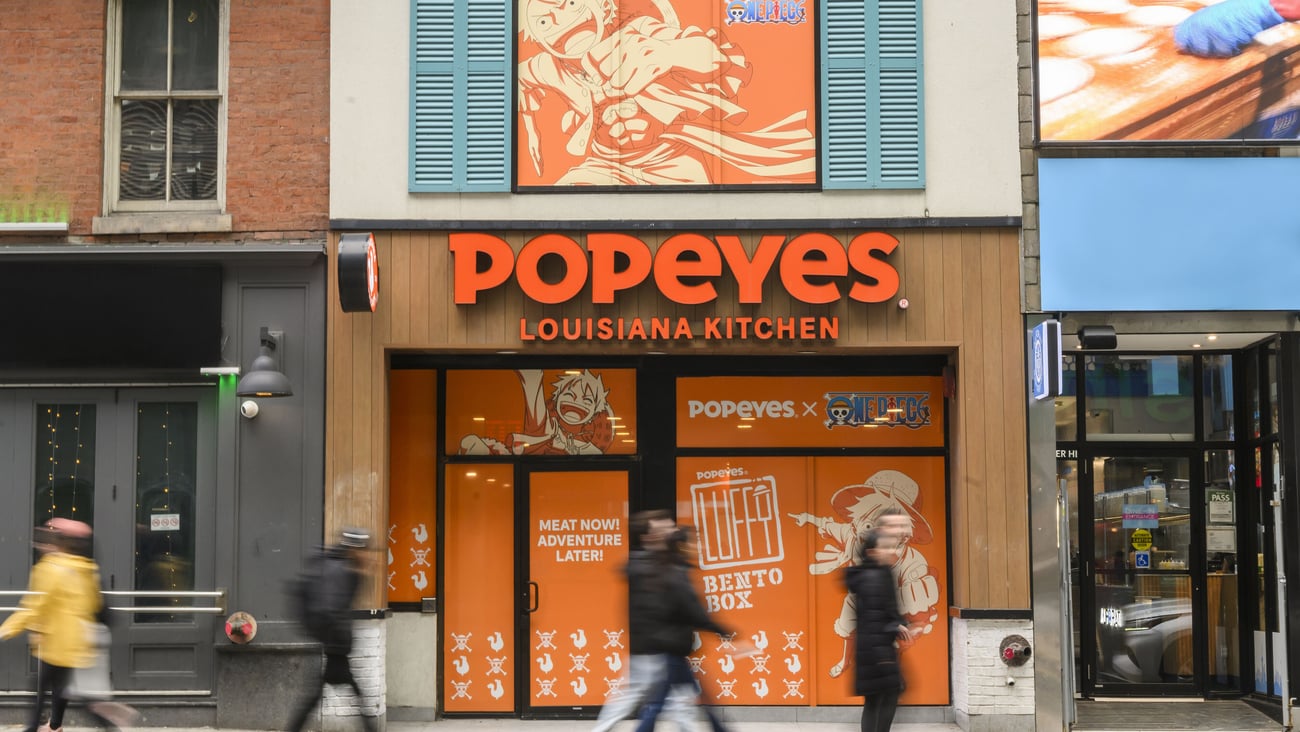 Exterior of Popeyes Louisiana Kitchen during its One Piece-inspired activation