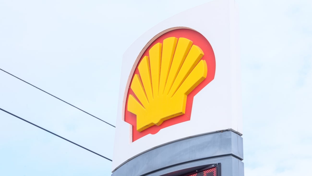 Shell Canada sign above a pump