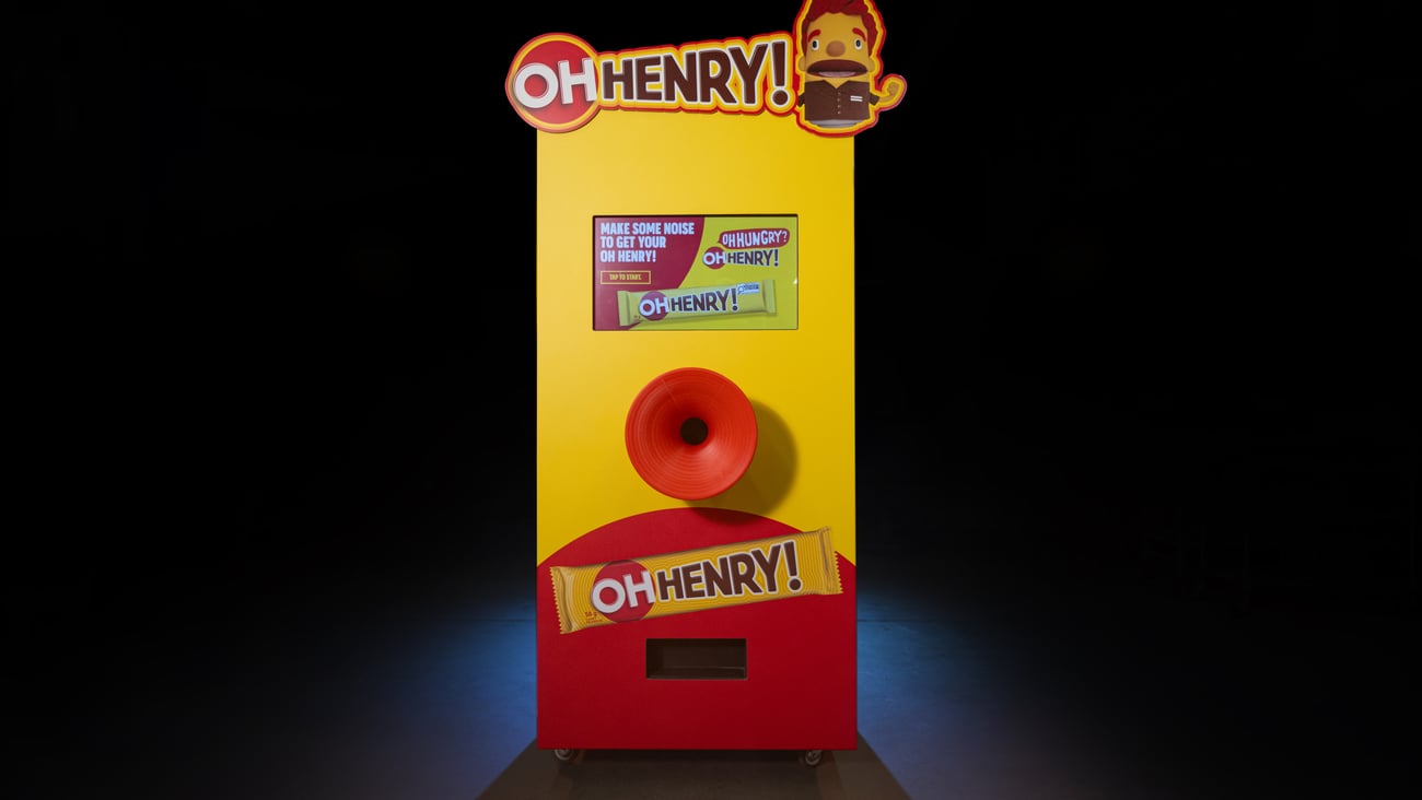 Oh Henry! Grumble-activated vending machine