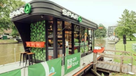 Spar store at train station