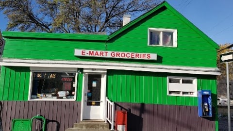 E-Mart Groceries before the fire that took the life of owner Jung Ja Shin. 