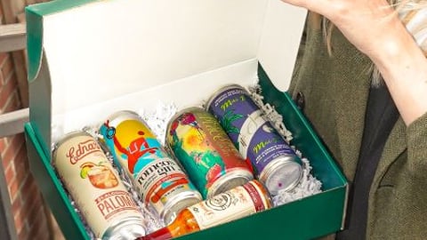 Box with non-alcoholic beers teaser