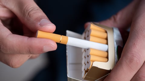 Cigarette pack