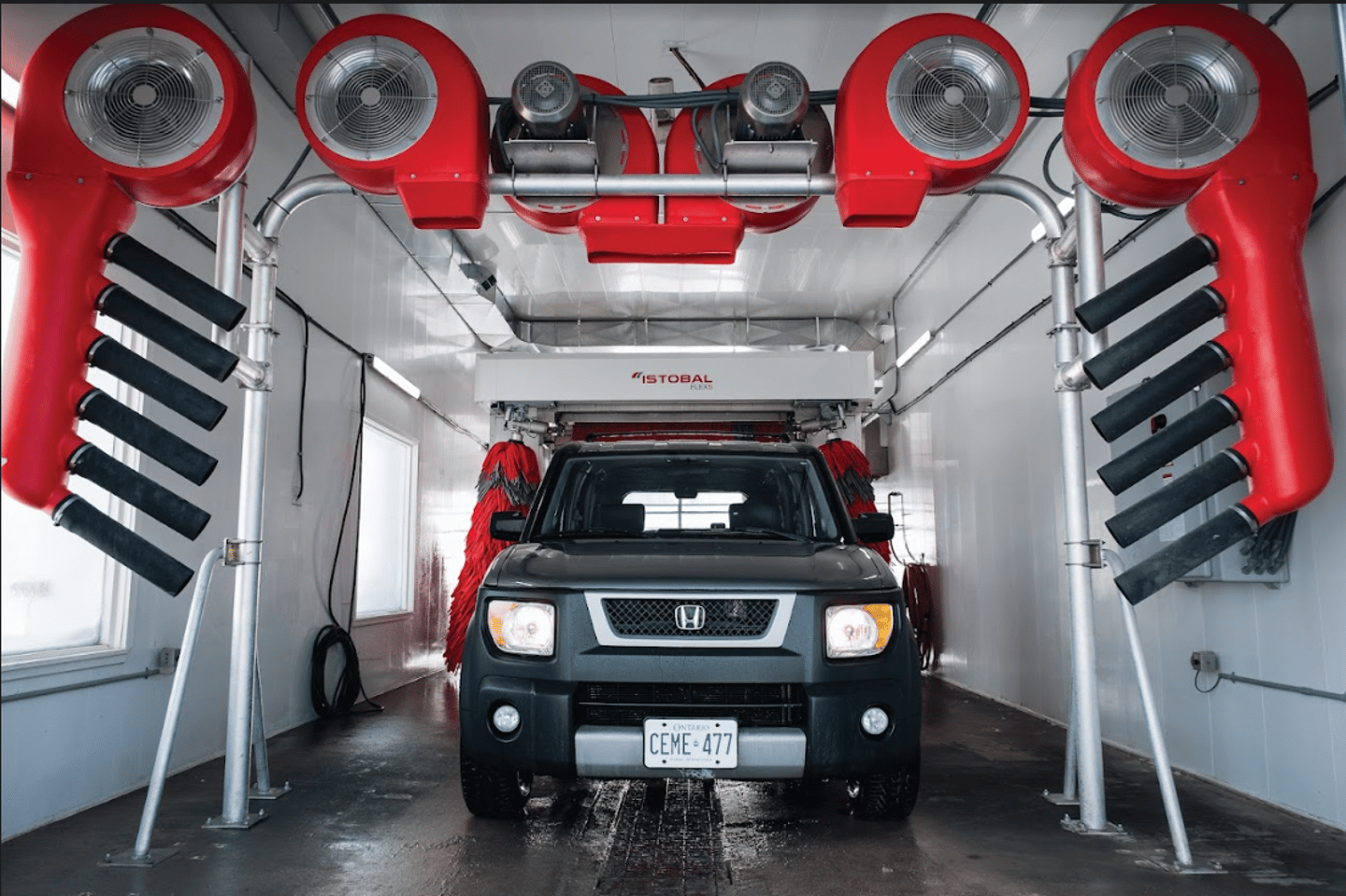 Interior of Pioneer car wash in Collingwood