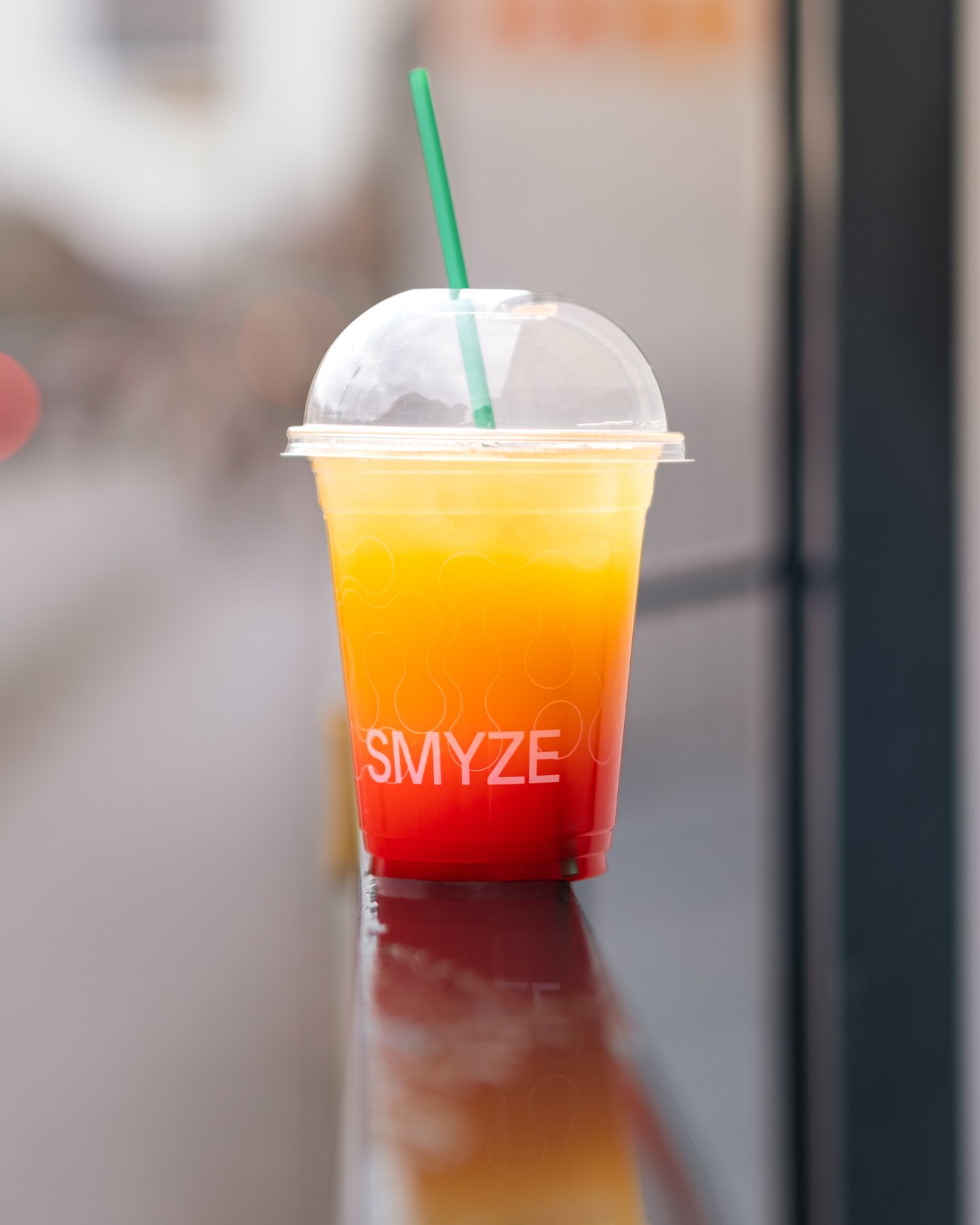 Smyze drink made by robot