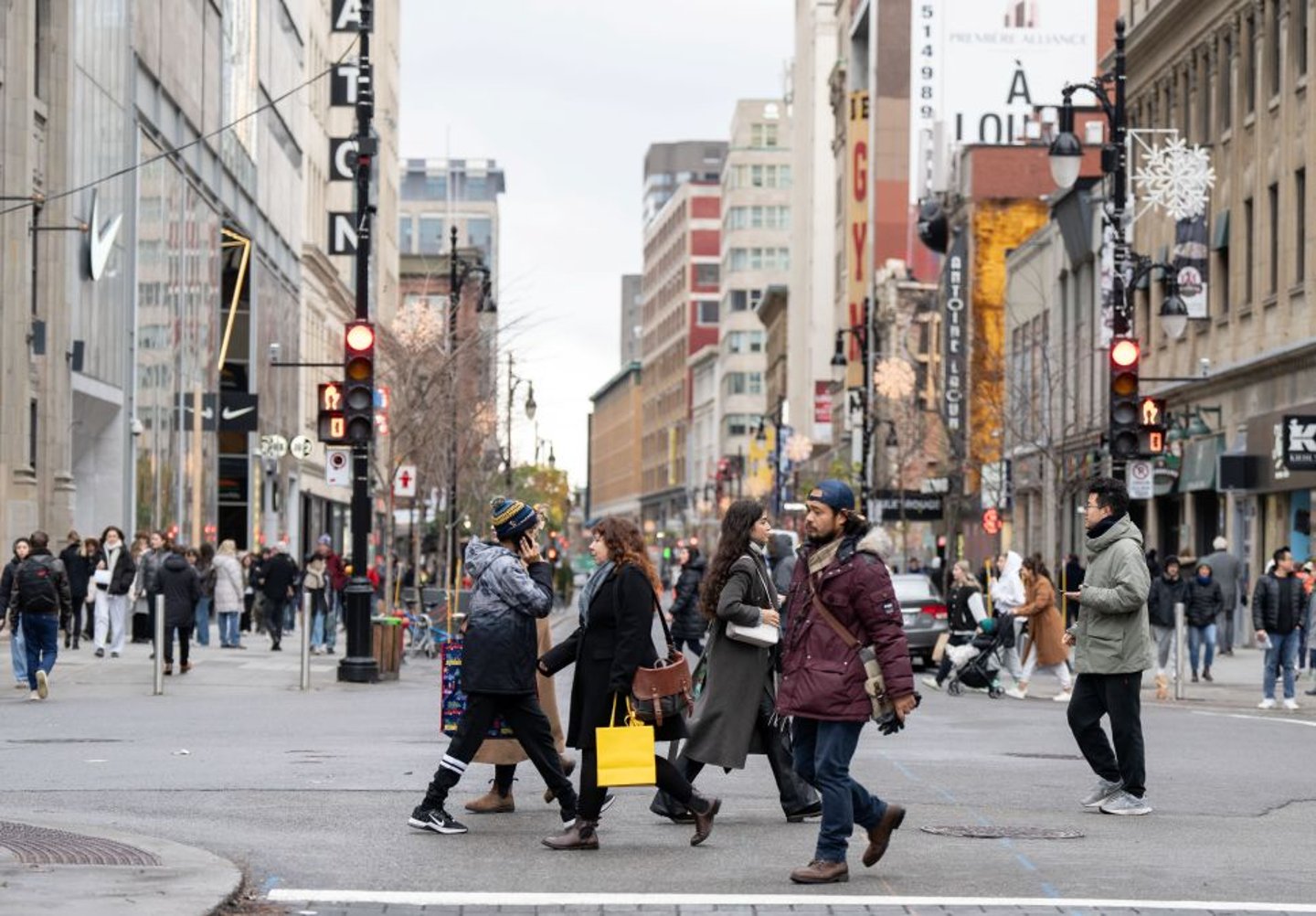 Shoppers on a street CP