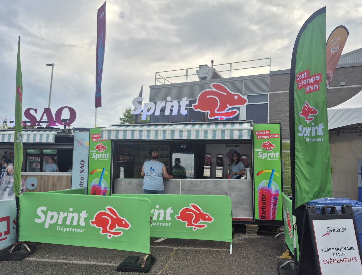 Depanneur Sprint at JEM