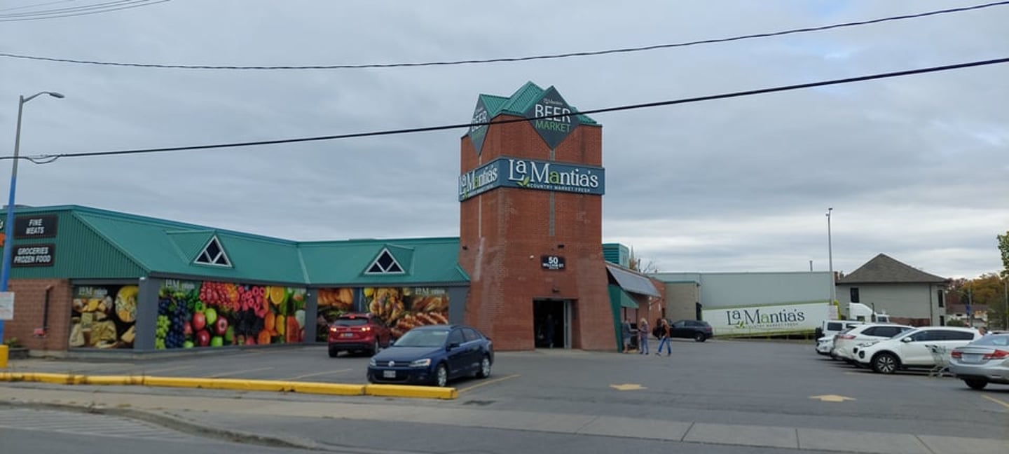 La Mantias Country Market Fresh