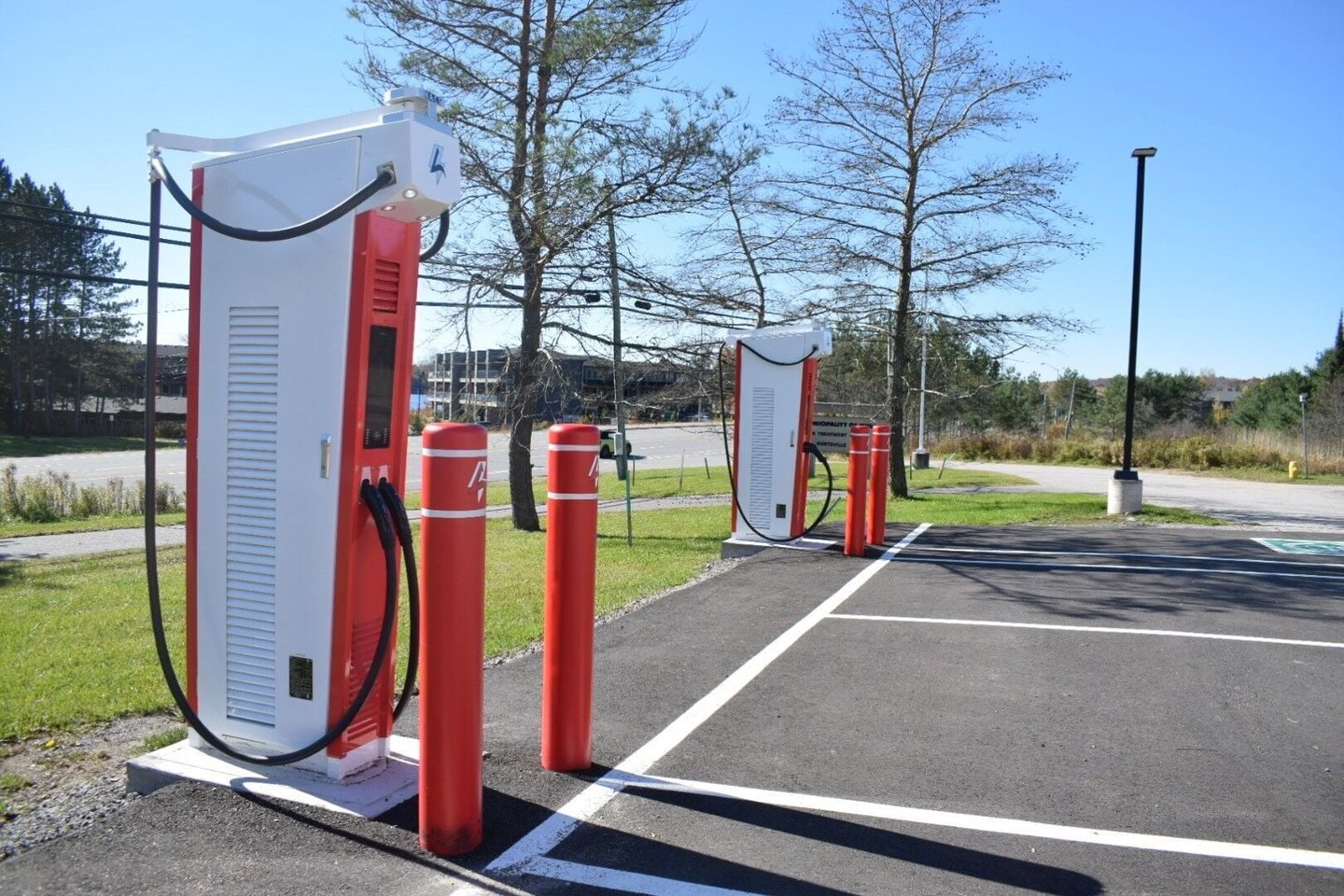  EV charging station alongside Highway 60 photo credit Patrick Pearson
