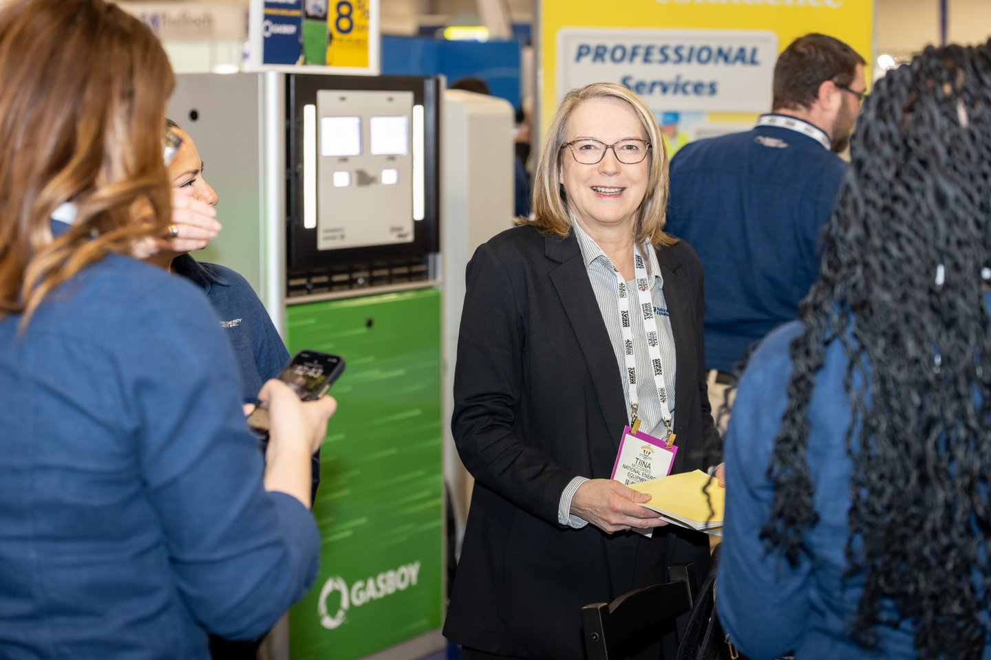 Convenience U 2024 Show Booth and Vendor Demonstrating Technology