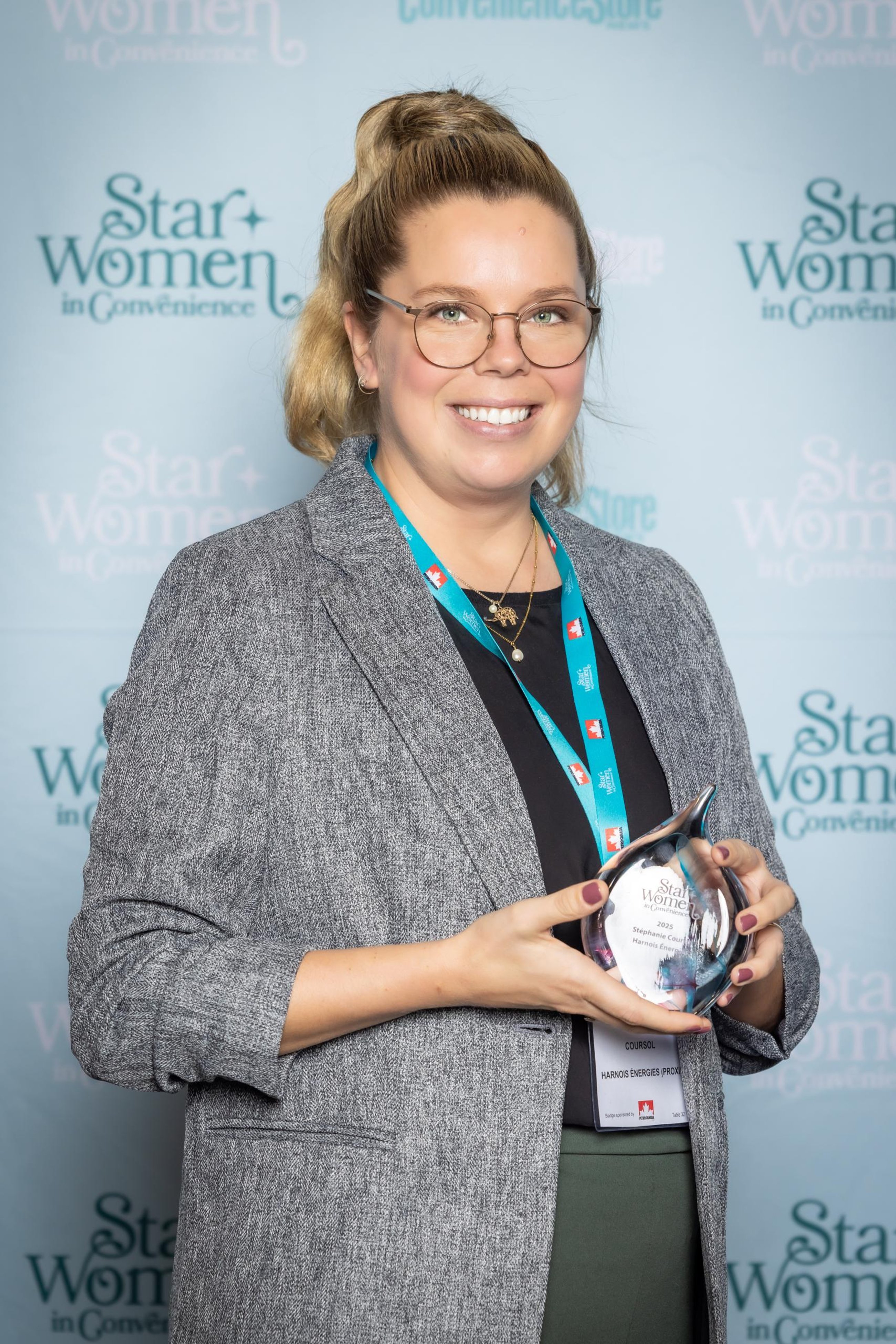 Stéphanie Coursol      Foodservice Merchandising Manager, Proxi                Harnois Énergies