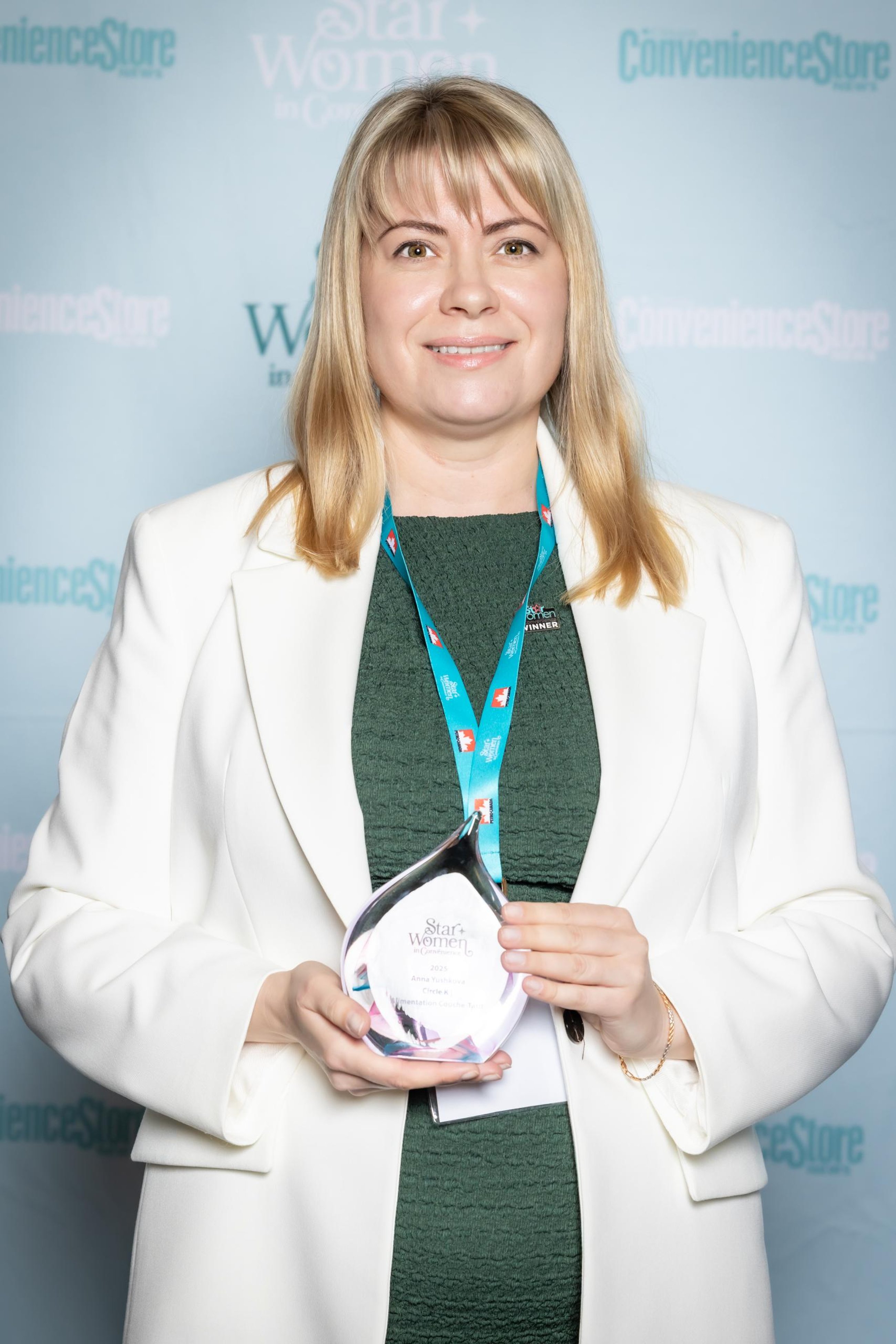 Anna Yushkova               Merchandise Analytics Manager, Central Canada Circle K | Alimentation Couche-Tard                