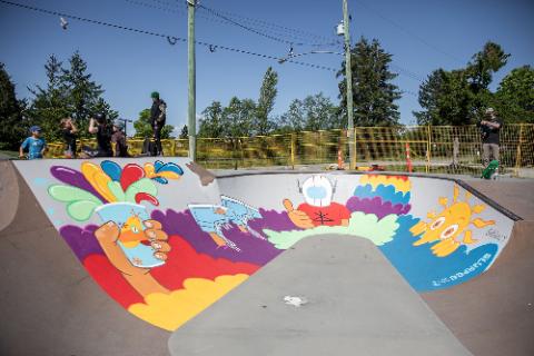 Photo of skateboard park mural in surrey